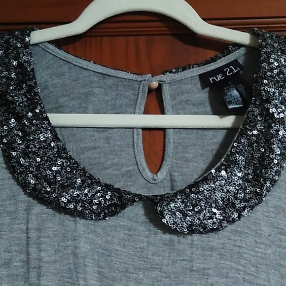 Rue 21 women's large gray peplum top - Picture 3 of 4